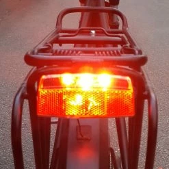 Litecco G-Ray-E2 E-Bike Rear Light With Brake Light Function -Magasin Var 8D5C0C5F05956AB65DFDC575EE560B0A